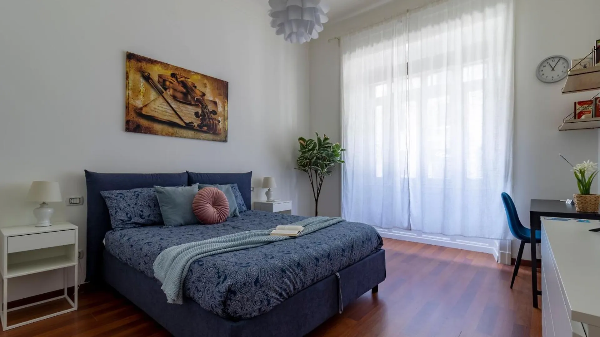 Stradivarius House - Carozzi Apartments Μιλάνο
